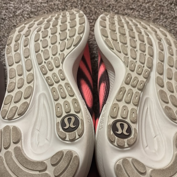 Lululemon men’s Beyond feel - Picture 3 of 5